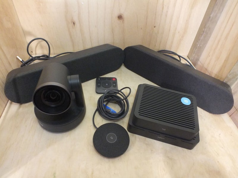 LOGITECH RALLY 4K PTZ MODULAR VIDEO CONFERENCE CAMERA AND SPEAKER BUNDLE Carousel 1