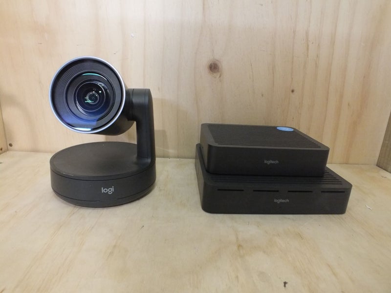 LOGITECH RALLY 4K PTZ MODULAR VIDEO CONFERENCE CAMERA AND HUB BUNDLE Carousel 2
