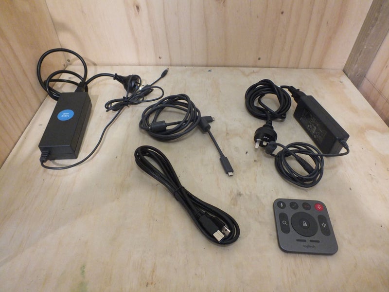 LOGITECH RALLY 4K PTZ MODULAR VIDEO CONFERENCE CAMERA AND HUB BUNDLE Carousel 3