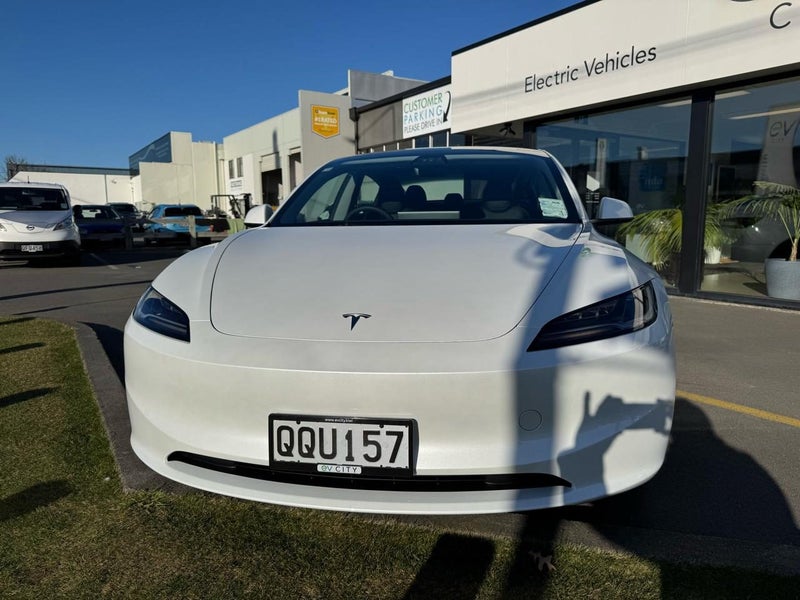 2024 Tesla Model 3 Standard Range Plus63740783216385111