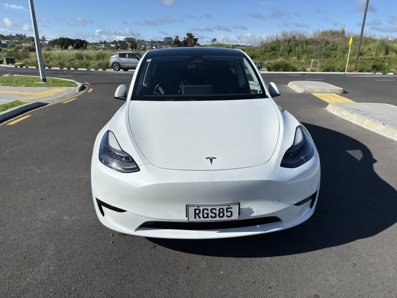 2022 Tesla Model Y Rear Wheel Drive63612851337217114