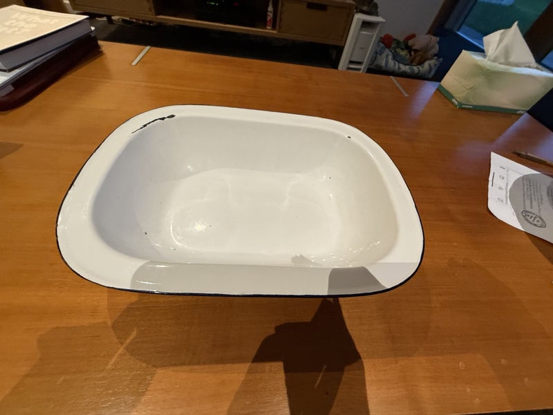 Large White/Black Enamel Baking Dish Carousel 2