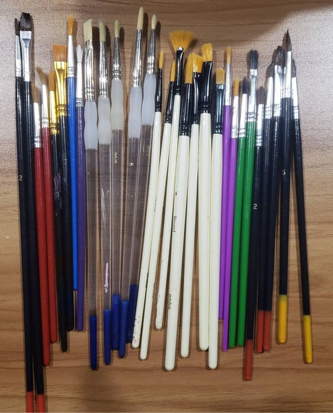 Beginner Art Bundle, D&D Model War Paint, Brushes etc. Carousel 2