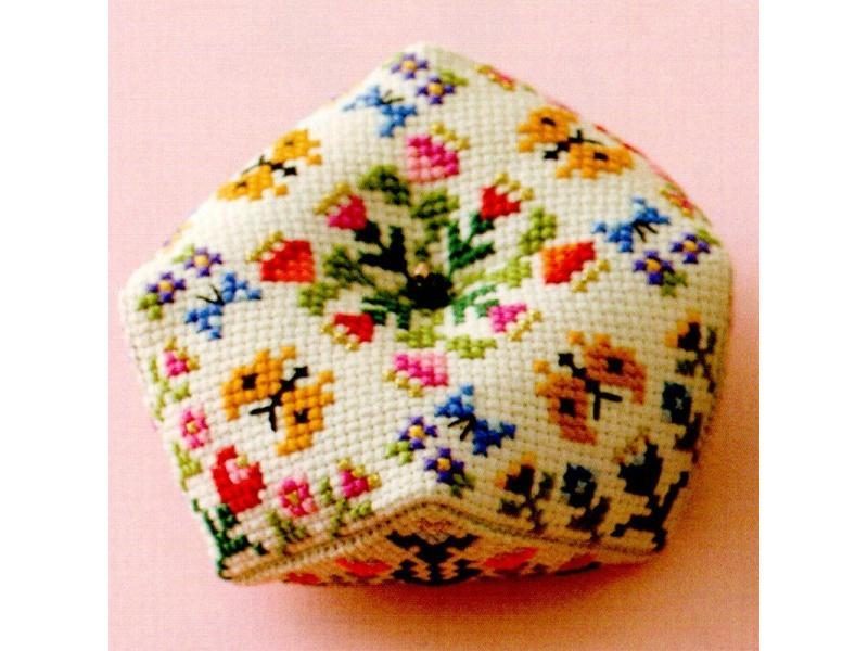 085 Cross Stitch Kits Pin Needle Cushion Biscornu DIY Embroidery Set Carousel 1