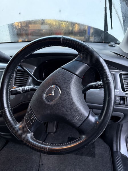 2005 Mazda MPV63612852129794112