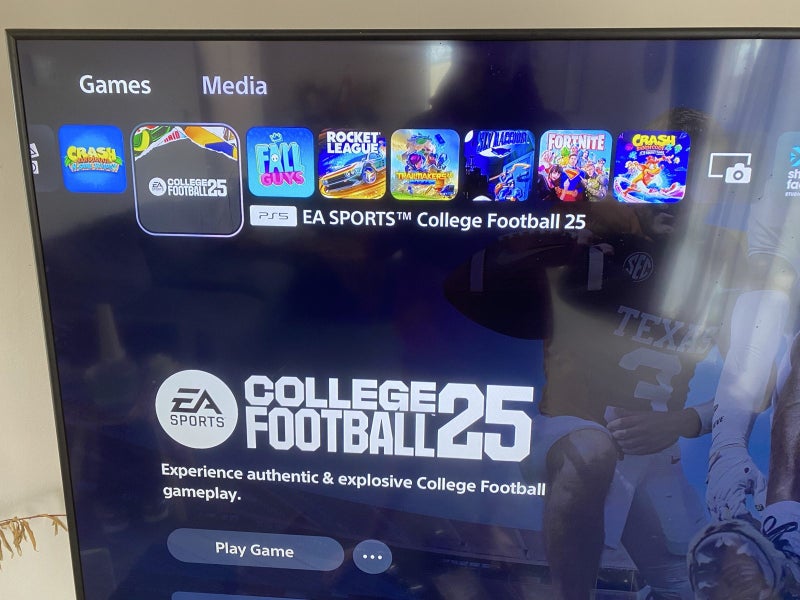 PS5 Slim 1TB + Games Carousel 2