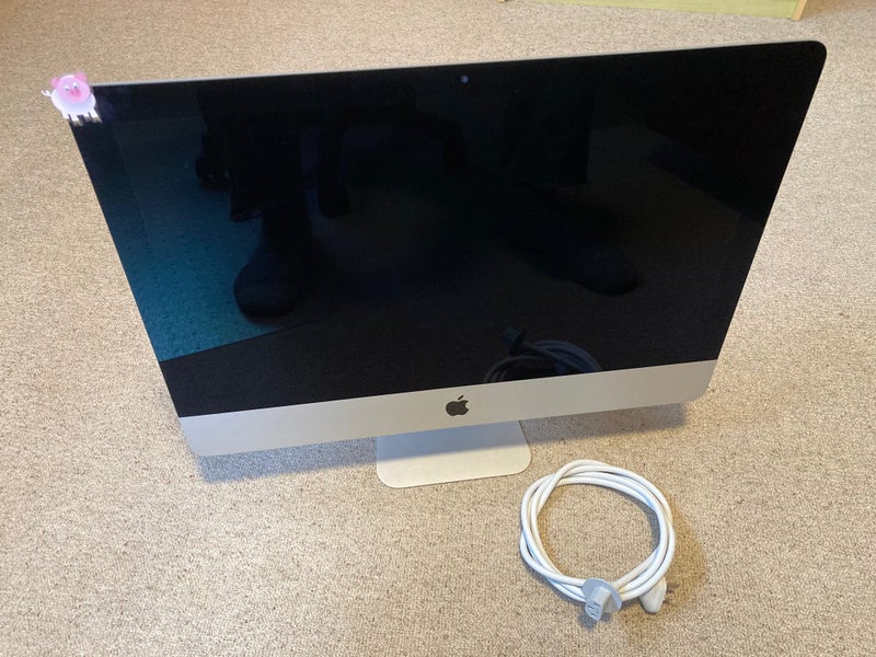 2019 iMAC Desktop 21.5 inch - 32GB & 1 TB SSD Carousel 1