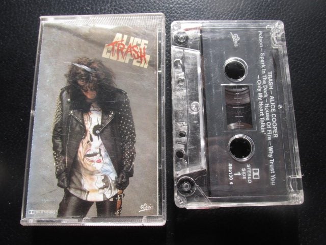 Alice Cooper - Trash Carousel 1