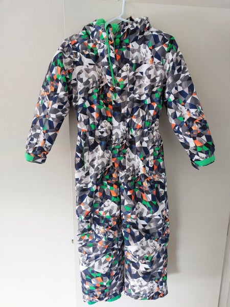 Kids All in One Waterproof Snowsuit & gloves.63613750294658111