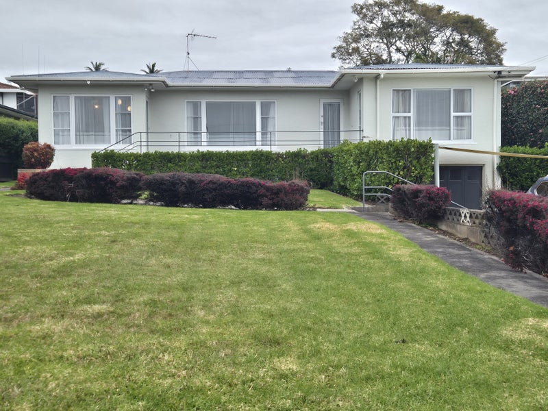 Image 1 of 25