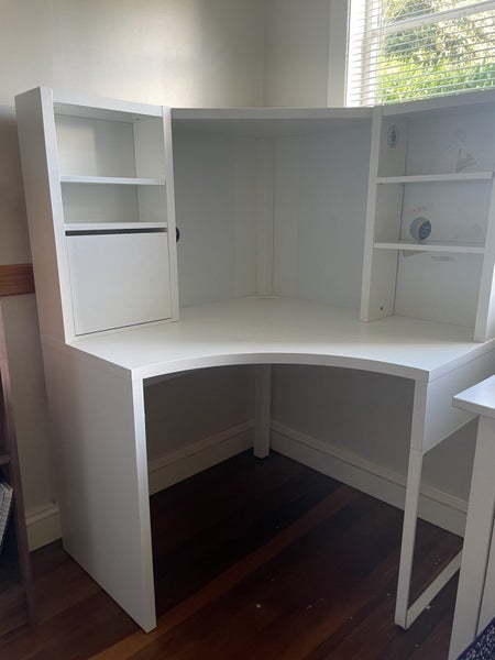 IKEA corner desk Carousel 4