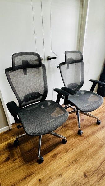 For Sale: Loctek YZ101 Ergonomic Office Chair – Excellent Condition Carousel 2