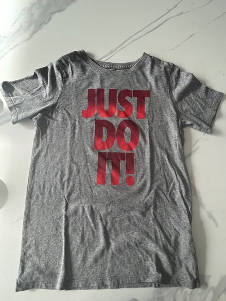 Nike ‘Just Do It!’ t shirt - size L (similar 9-10Y) Carousel 1