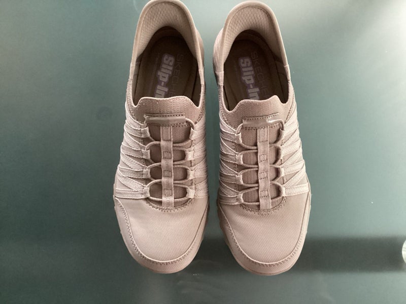 Skechers Slip-Ins - New Carousel 1