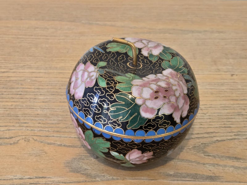 Vintage Oriental Enameled Cloisonné Apple Dish Lidded Trinket Box Carousel 13