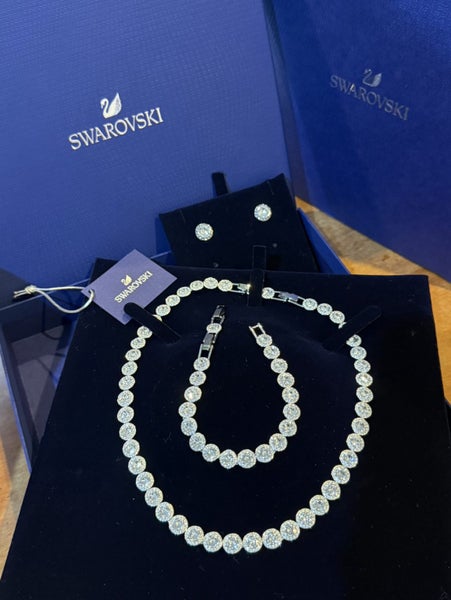 Swarovski Una Angelic Set Carousel 5