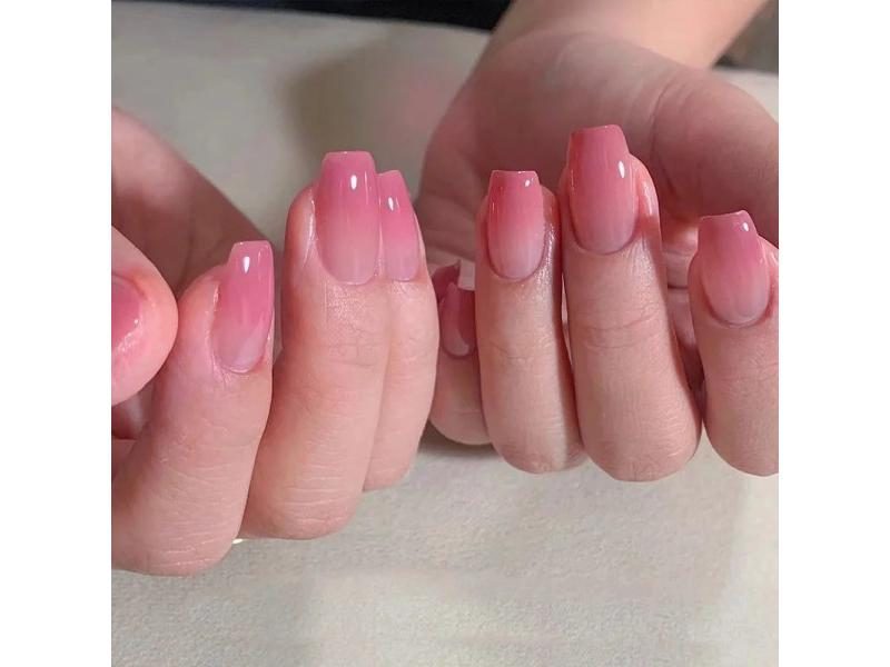 24pcs/box Artificial Nails With Glue Gradient Coffin Fake Nails Carousel 1