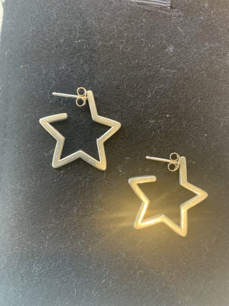 Sterling silver star hoop earrings Carousel 7