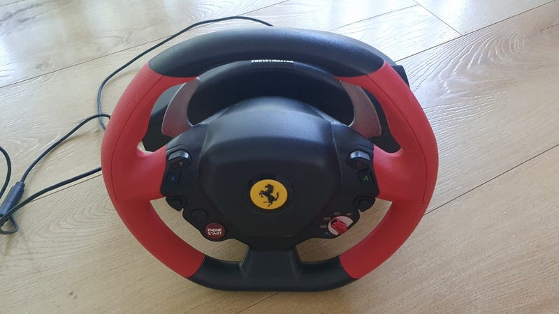 PC/XBOX Thrustmaster racing wheel Carousel 2