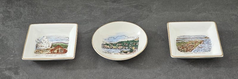 Vintage 1950's NZ Tourist Pieces Depicting NZ Locations. Made in England. VGC. Carousel 2