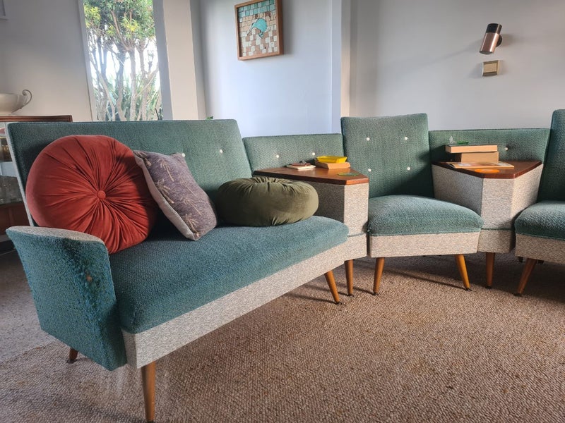 Retro lounge suite Carousel 2