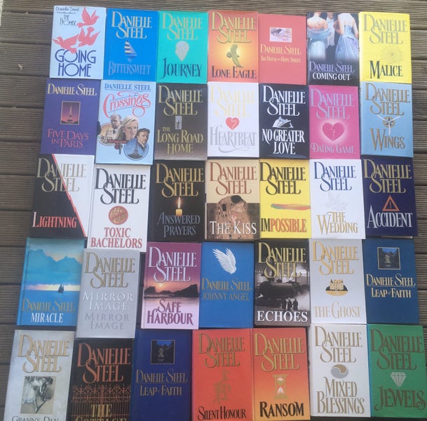 Danielle Steele hardcovers BULK TIDY LOT Carousel 1
