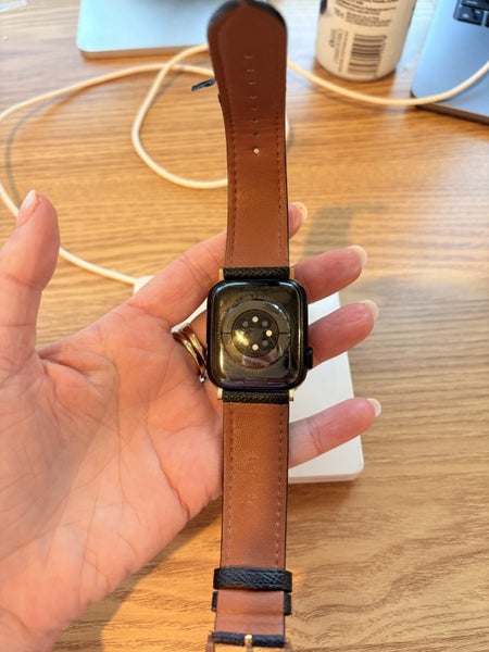 Apple Watch Series 9 41mm Midnight Cellular and WIFI Carousel 2