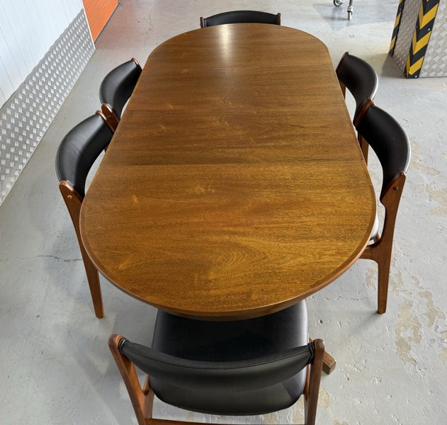 A.H McIntosh dining table Carousel 9