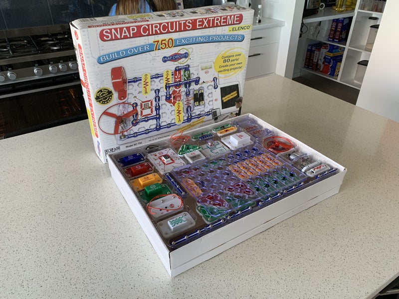 Kids Electronics Kit - Snap Circuits Extreme - Elenco Electronics Carousel 1