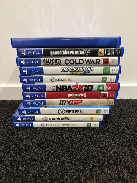 PlayStation 4 with one controller and 11 games Carousel 2