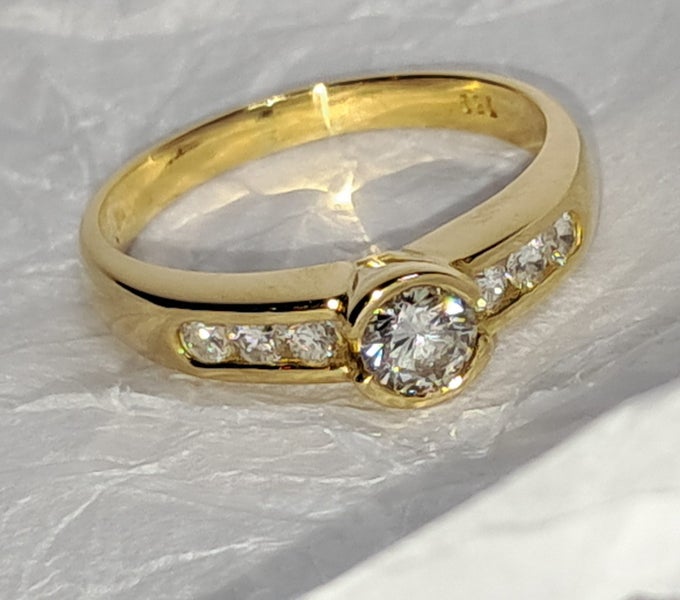 Diamond Gold Ring Carousel 2