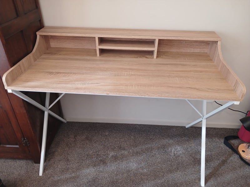 Office desk wood finish Carousel 4