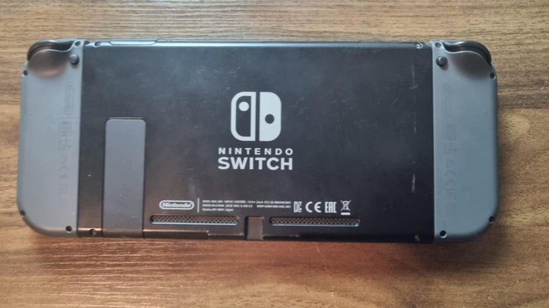 Nintendo Switch HAC-001 + Nintendo Switch Sports Carousel 2