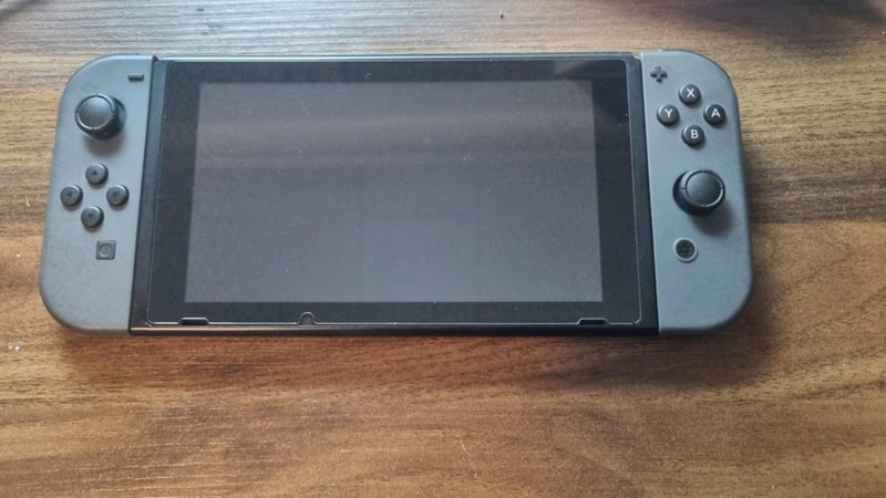 Nintendo Switch HAC-001 + Nintendo Switch Sports Carousel 1