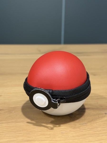 Pokemon Plus PokeBall + Pokeball Case Carousel 2