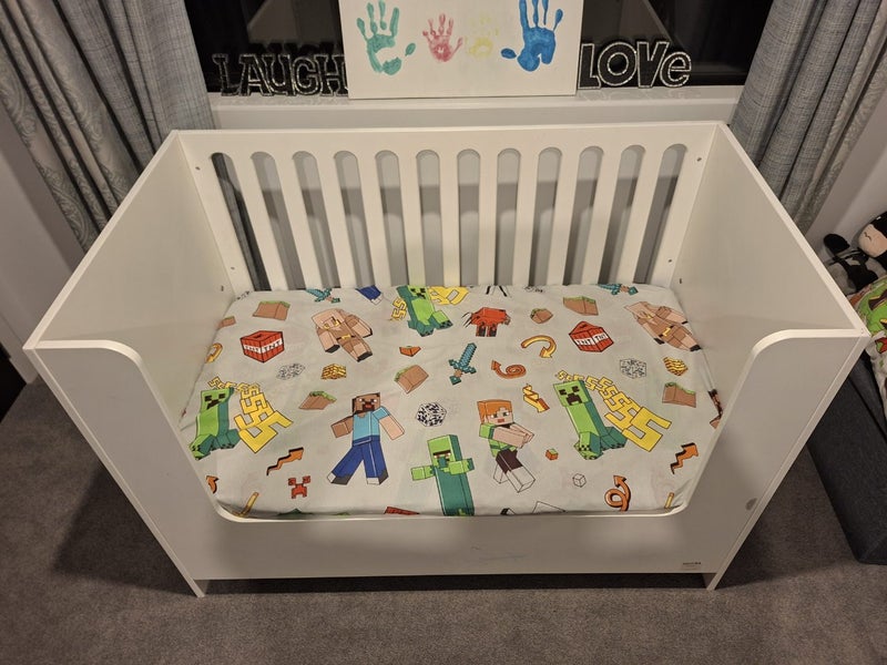 Baby crib, rocking chair & pram package Carousel 2