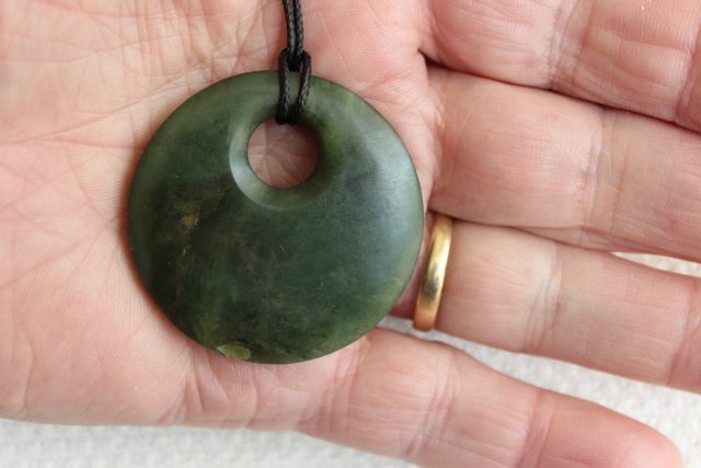 BEAUTIFUL KAWAKAWA KORU-DISC PENDANT Carousel 2