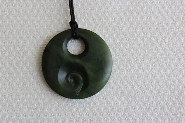 BEAUTIFUL KAWAKAWA KORU-DISC PENDANT Carousel 3