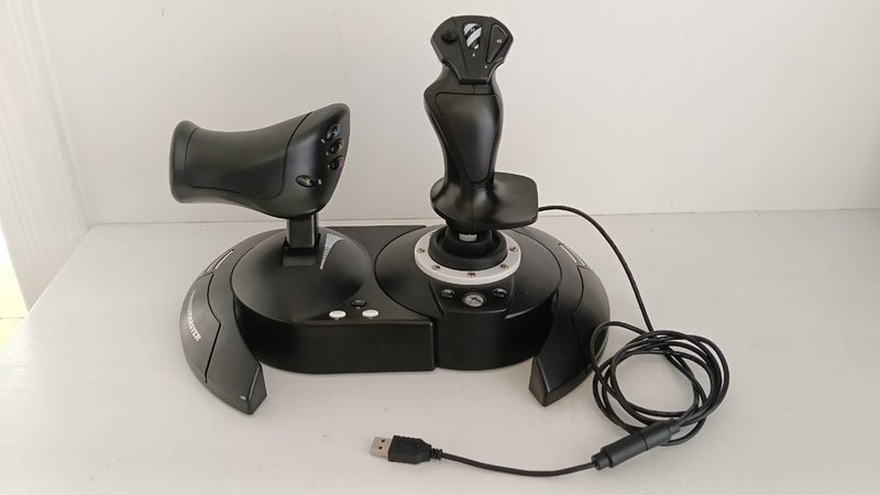 Thrustmaster Hotas One Flight Stock Xbox + Windows Carousel 1