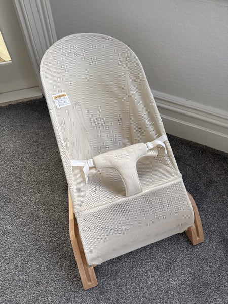 Mocka Bouncer Carousel 1