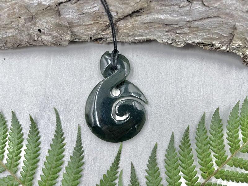 Greenstone Nephrite Jade X-Large Twist with Koru Carousel 1