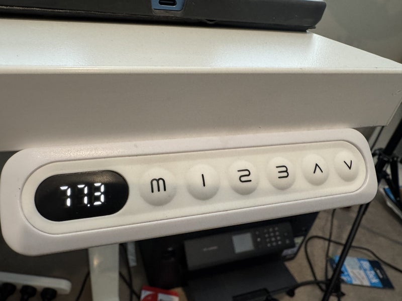 Electric stand up desk Carousel 2
