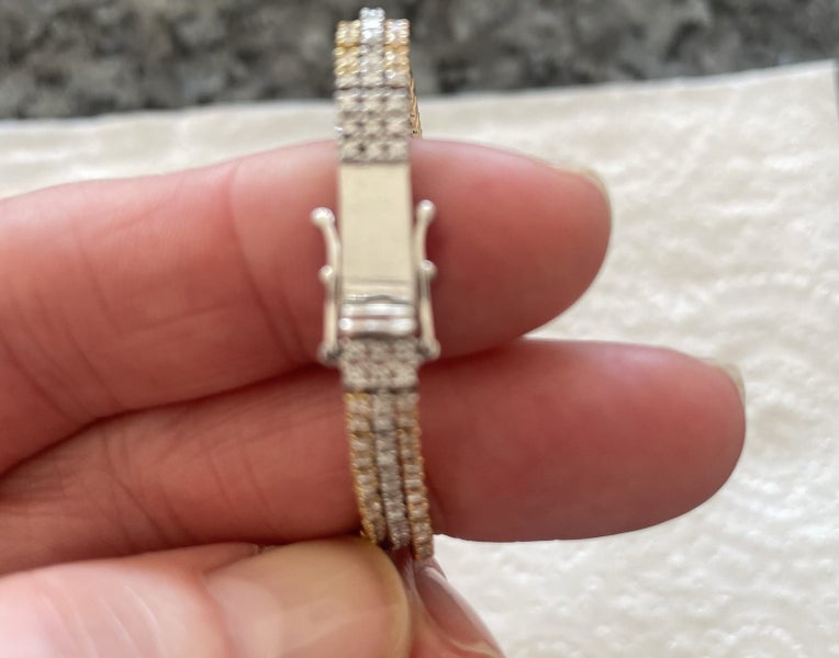18ct Gold Diamond Tennis Bracelet – Gift-Worthy Luxury | Valued at $14500 Carousel 4
