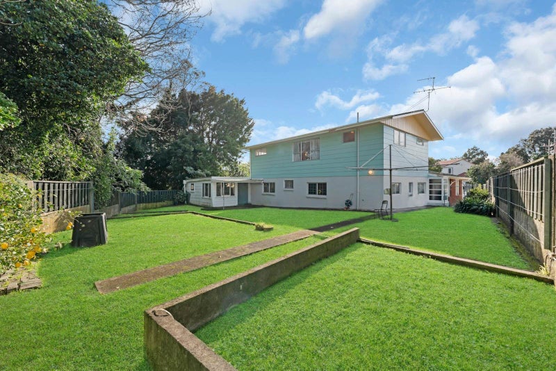 Image 1 of 28