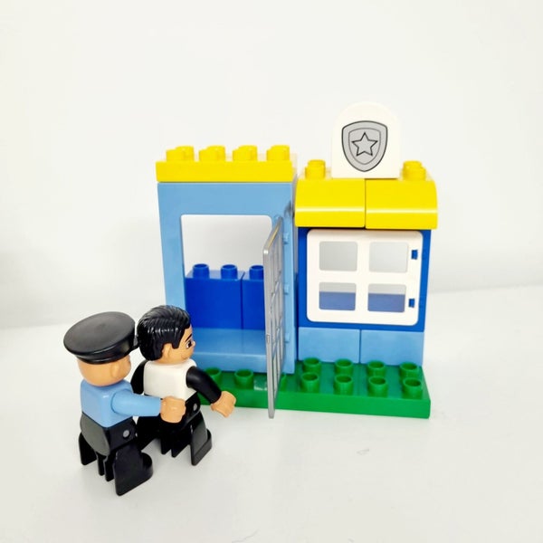 Duplo My First Police Set ~ Set #10532 COPS & ROBBERS! Carousel 2