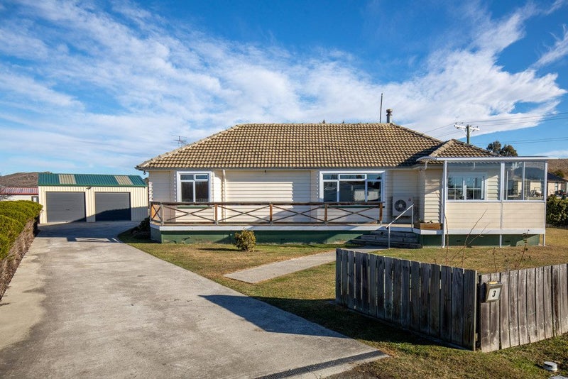 Image 1 of 20