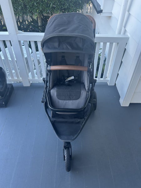Edward’s & Co Oscar Mx Stroller Carousel 2