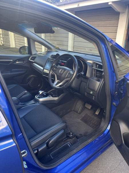 2013 Honda Fit Hybrid63612856363522114