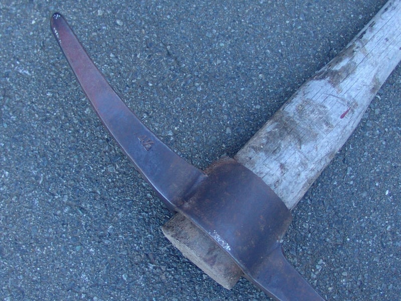 Railway Style Pick Axe (E46) Carousel 5