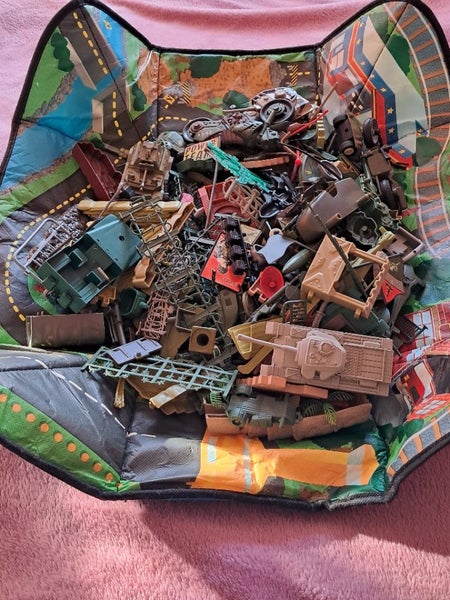 Childrens toy army collection Carousel 16